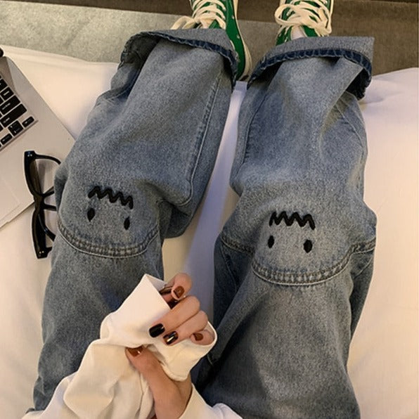 High Waisted Embroidered Smiley Knee Jeans