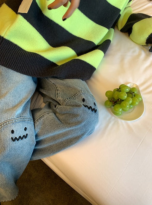 High Waisted Embroidered Smiley Knee Jeans