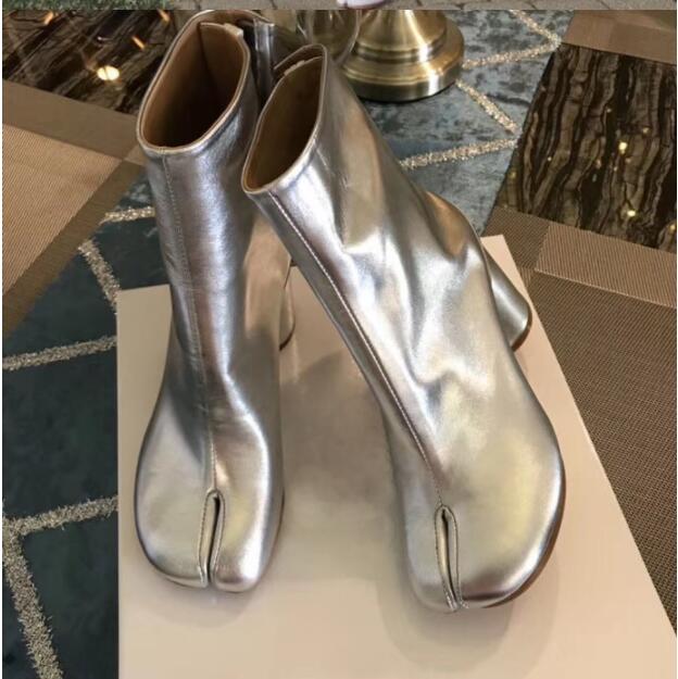 Tabi Split-toe Women Heeled Boots