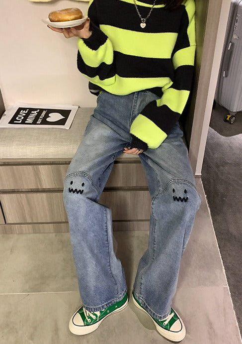 High Waisted Embroidered Smiley Knee Jeans