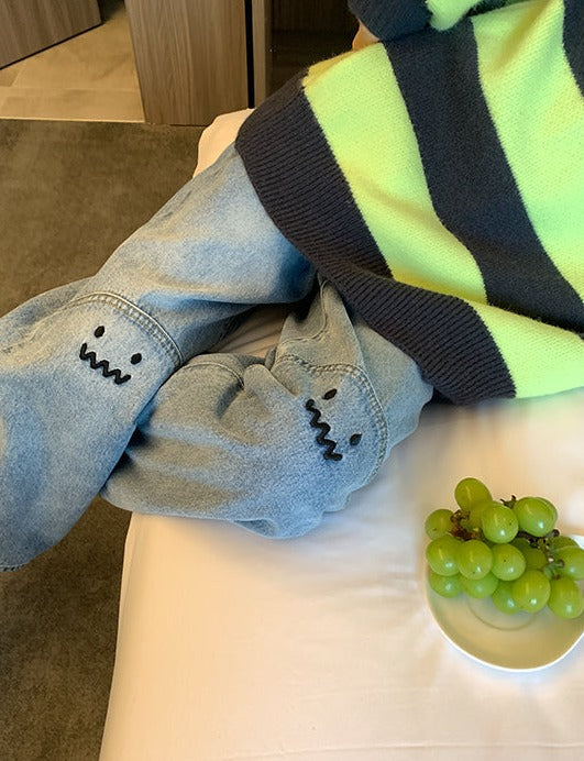 High Waisted Embroidered Smiley Knee Jeans
