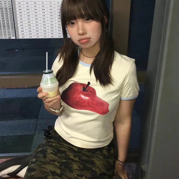 Melted Apple Tee