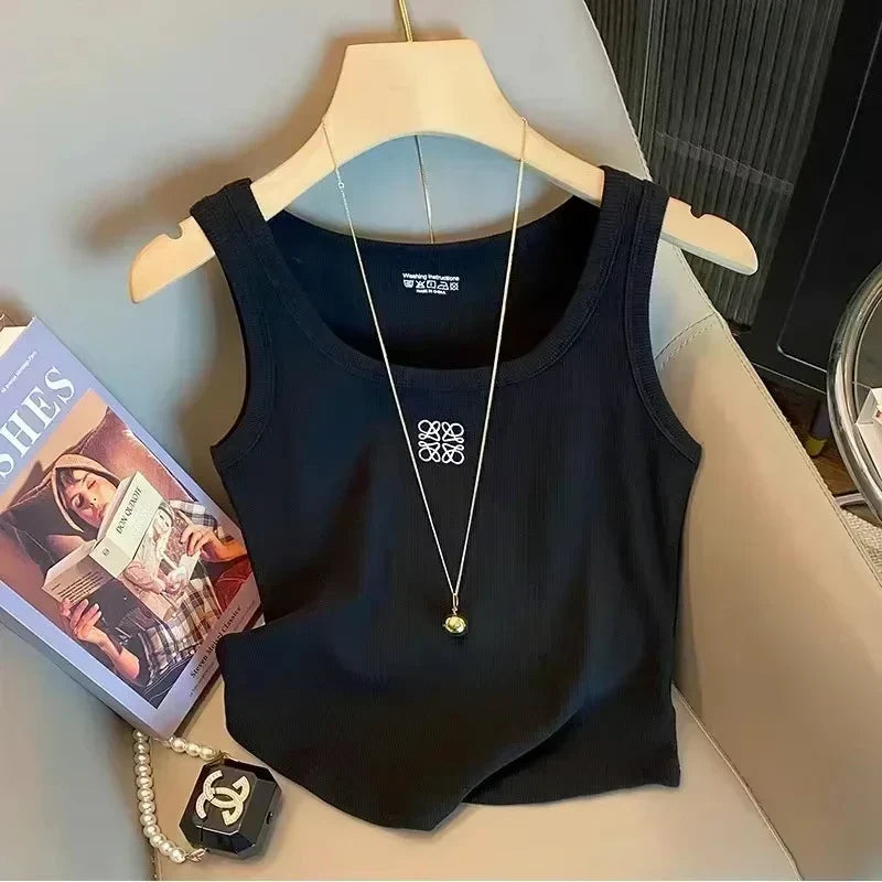 L Logo Top