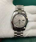 Sapphire Glass Stainless Steel Oyster Swimming 50M Waterproof Brandless Watch