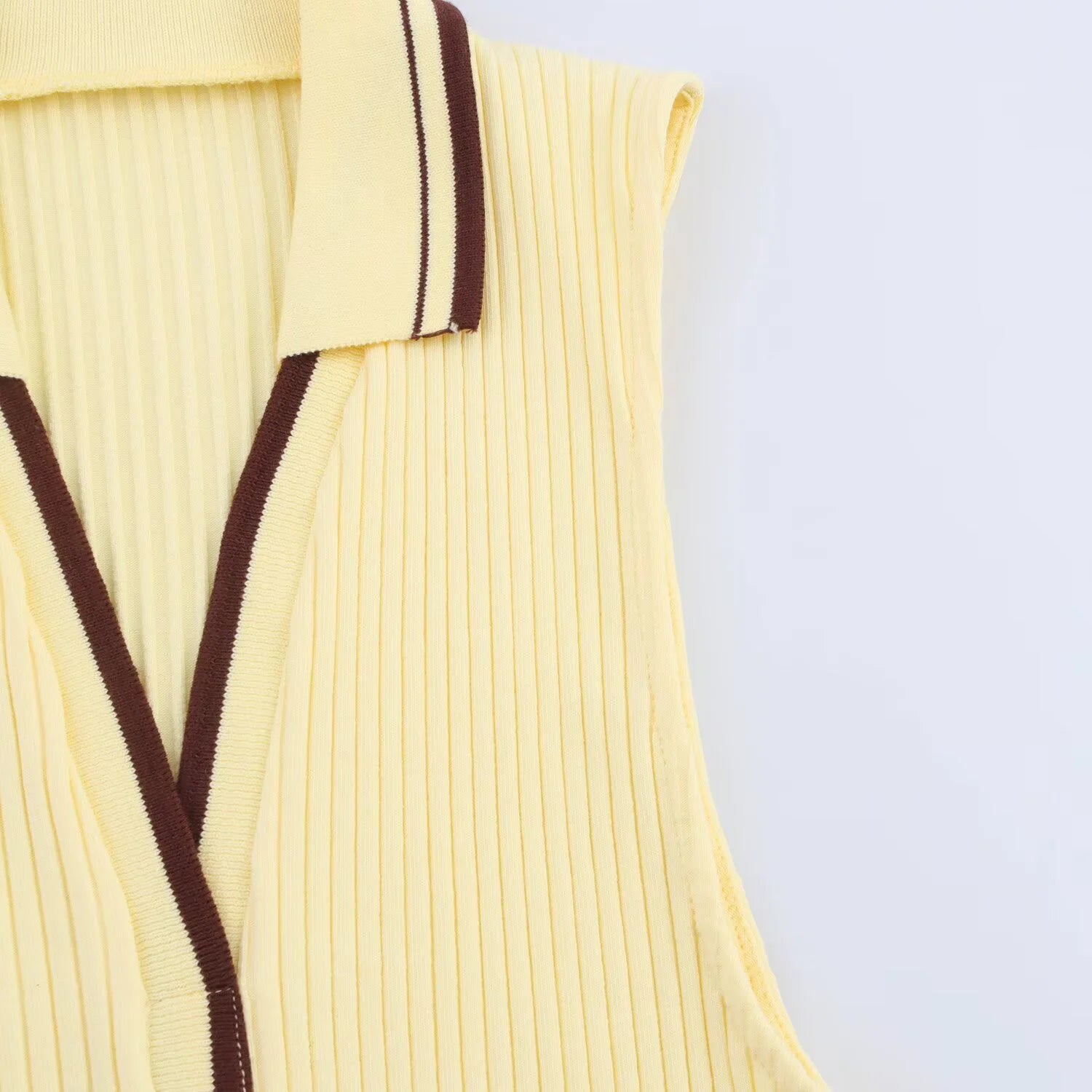 Ribbed Sleeveless Polo Collar T-shirt