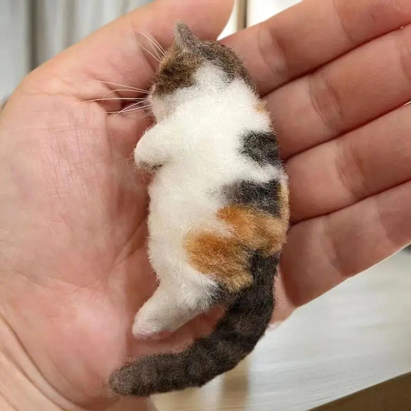 Wool Handpoke Cat Felting Kit