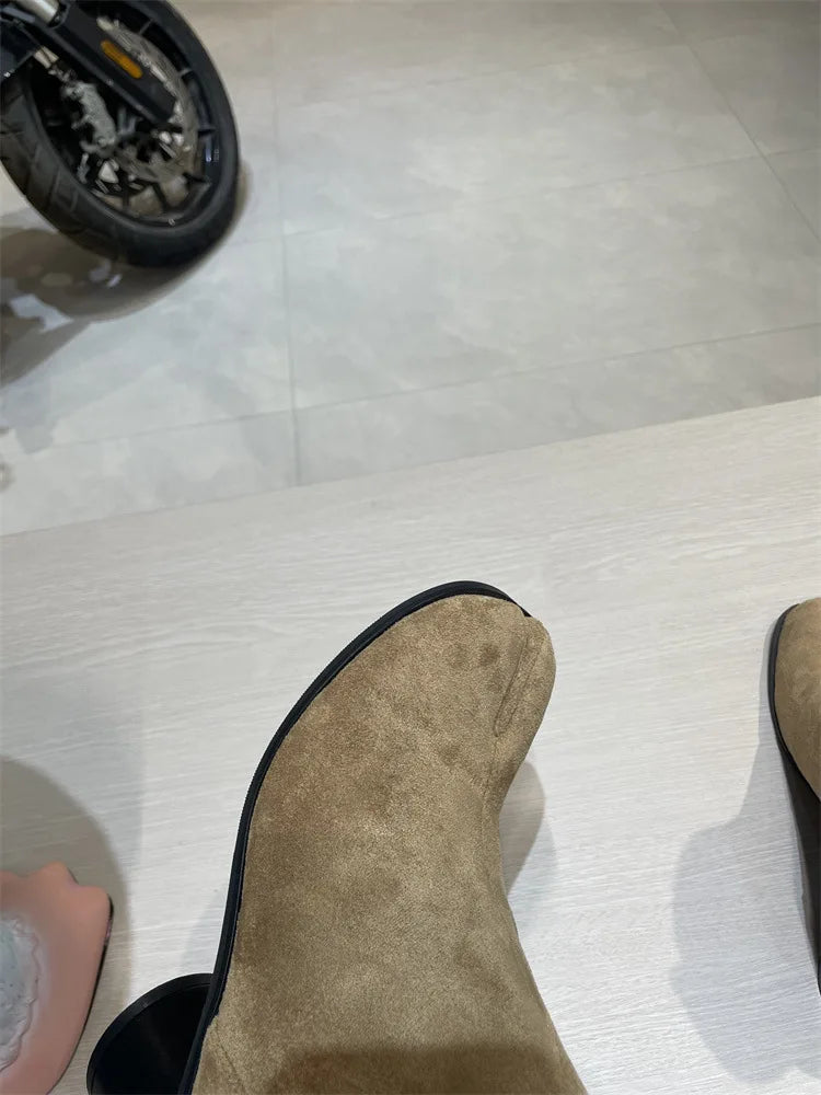 Thick-heeled Split-toe Tabi Suede Boots