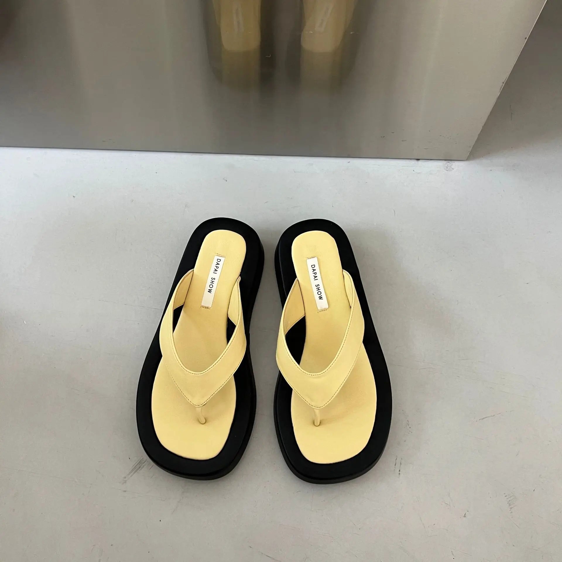 Thick sole flip flops (Super High Quality)