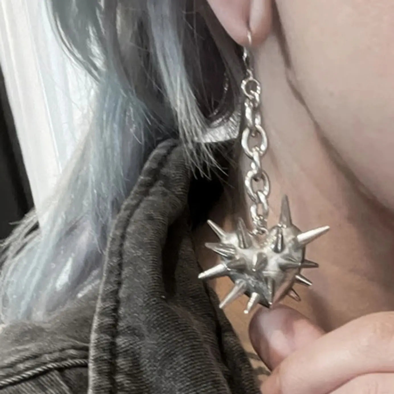 Vintage Heart Thrones Earrings