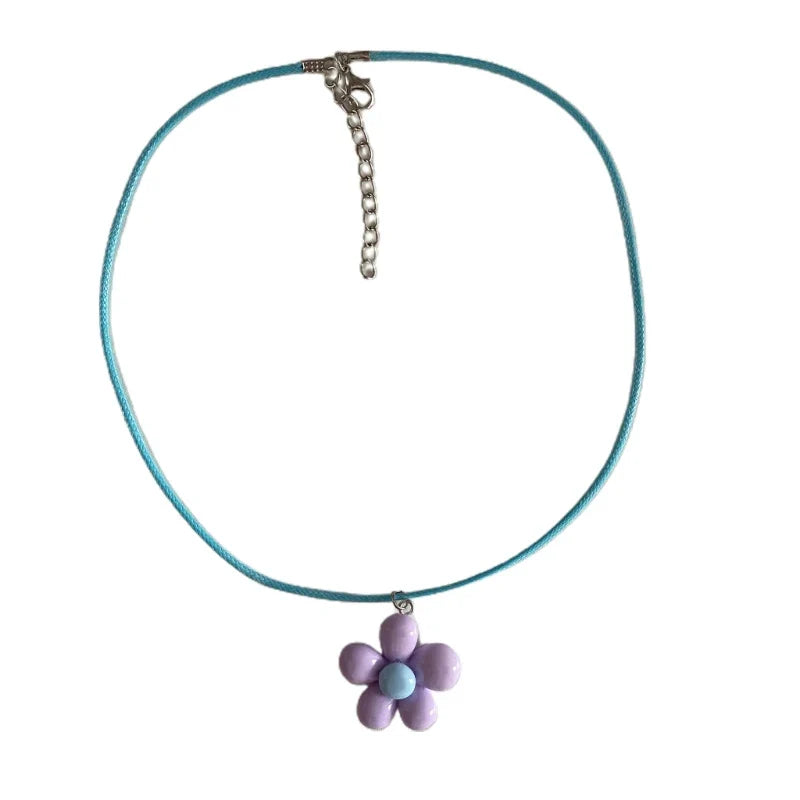 Monochrome Flower Necklace