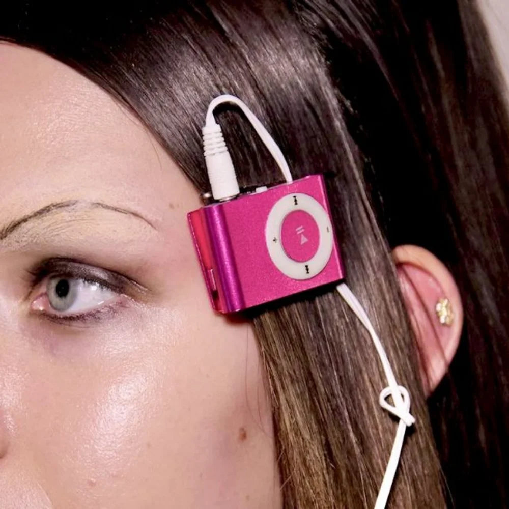 Retro Apple MP3 Player Hair Clip