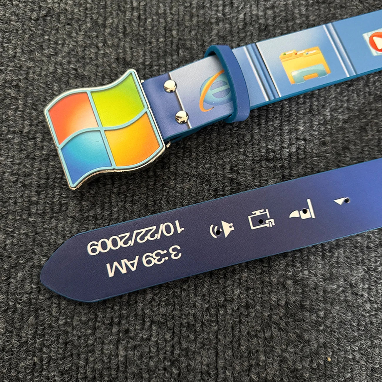 Windows XP Desktop Belt