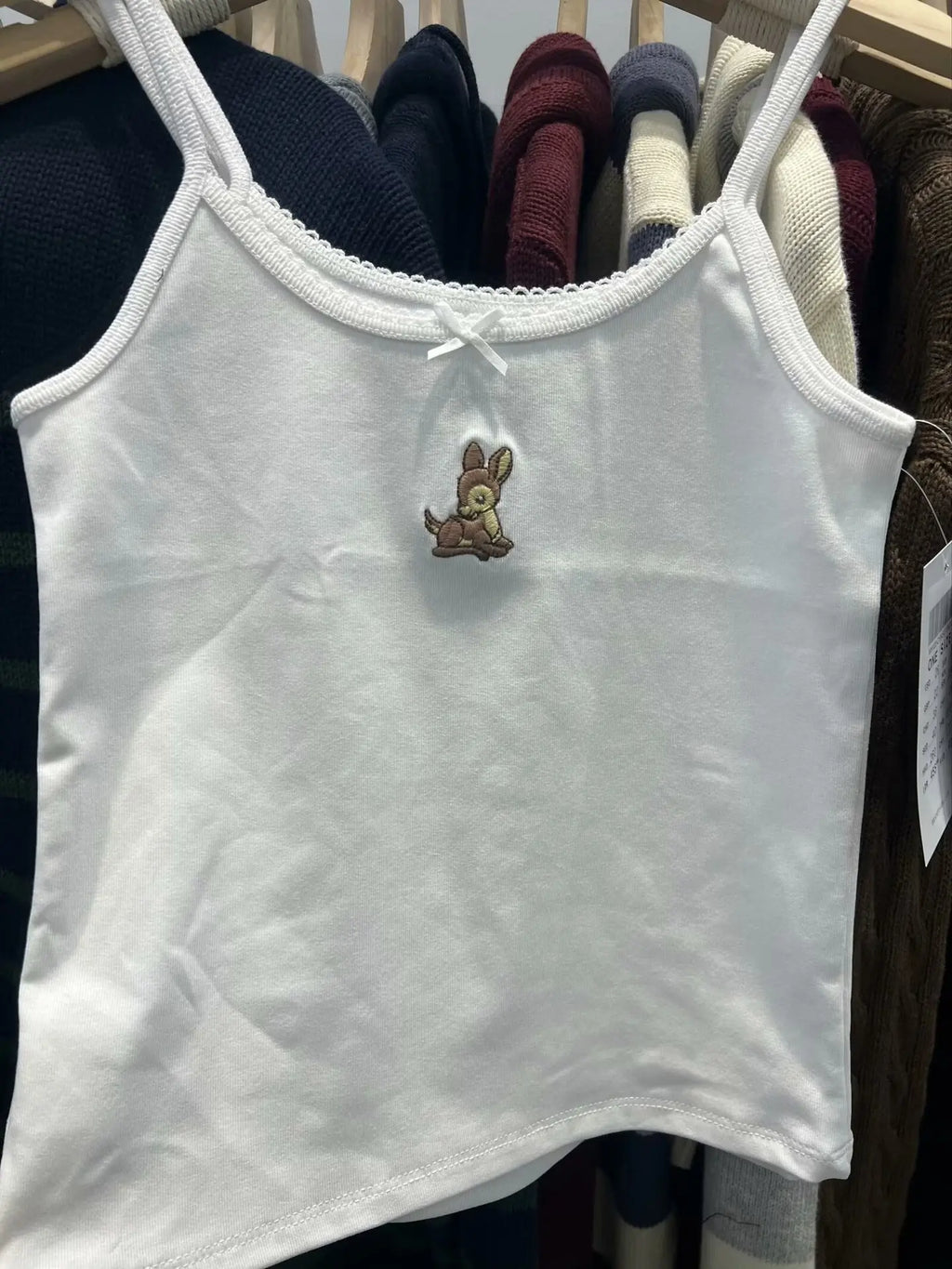 Little Duck Flower Embroidery Tank Top