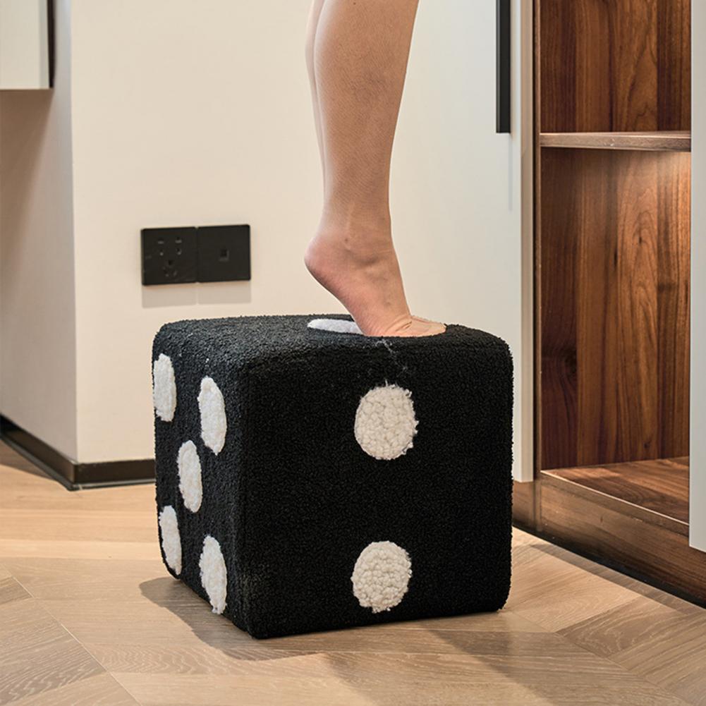 Dice Rug Stools