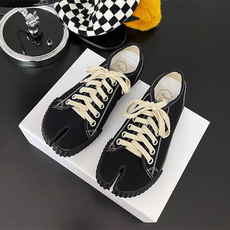 Tabi Canvas Sneakers