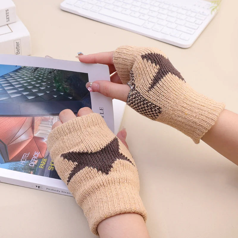 Star Knitted Half Finger Glove