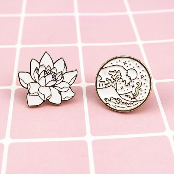 LINE DRAWING PINS