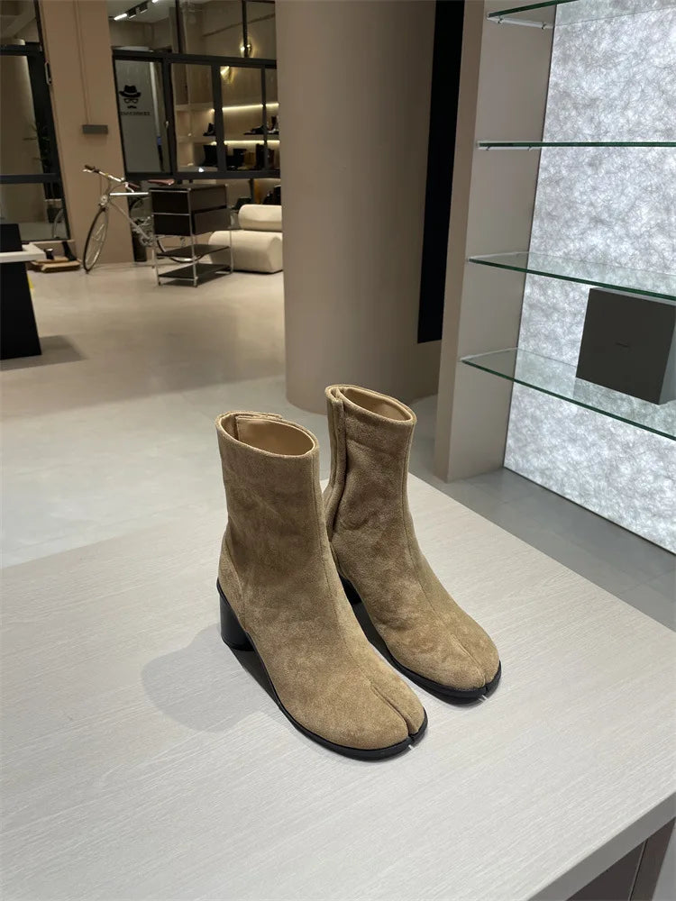 Thick-heeled Split-toe Tabi Suede Boots