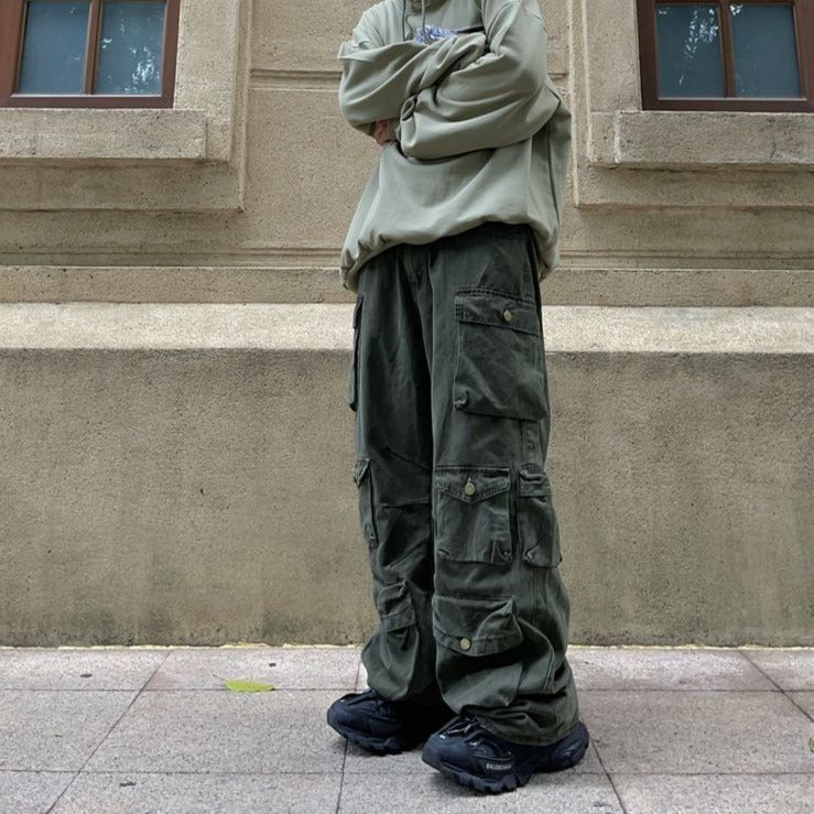 Loose Multi Pocket Cargo Trousers