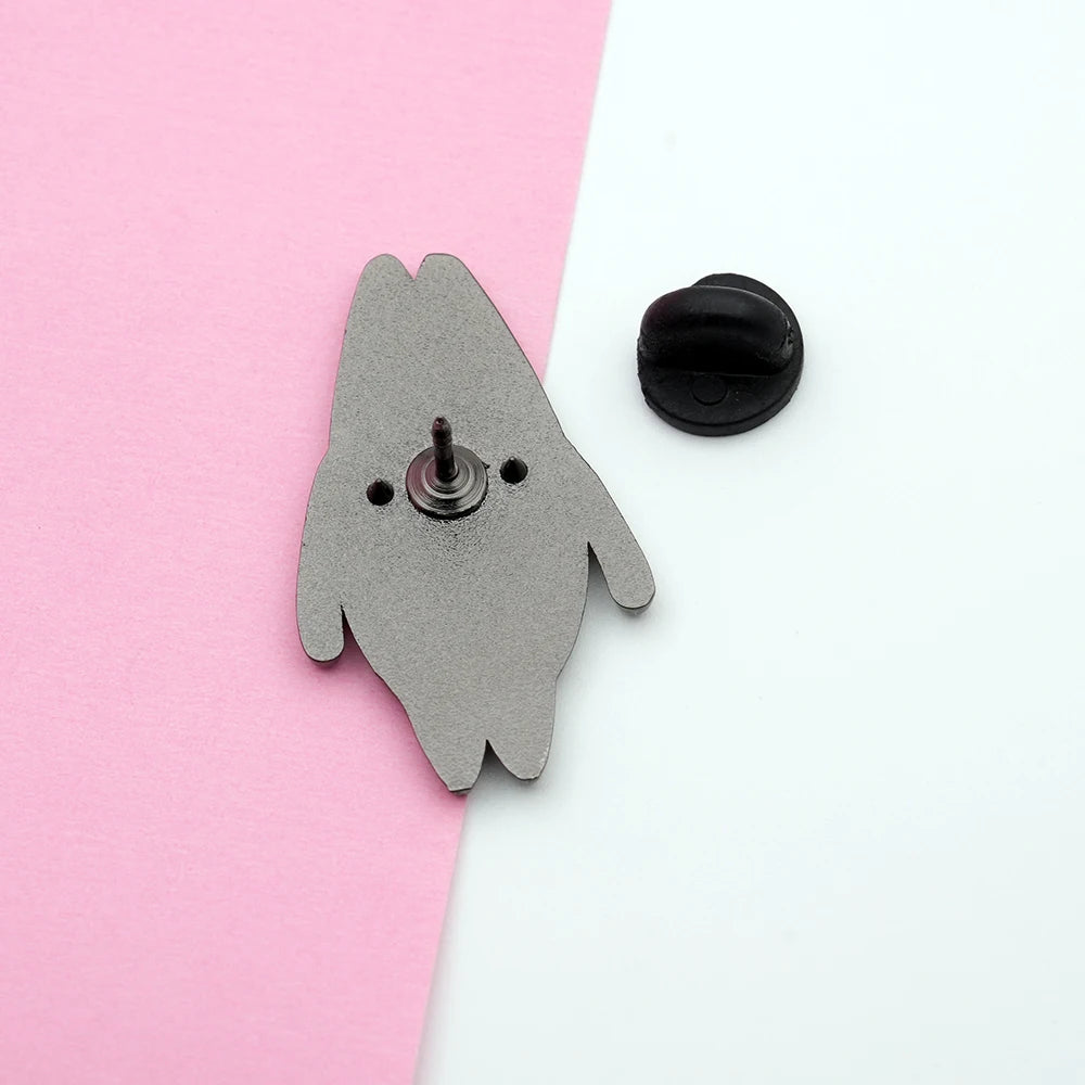 Chiyo-chichi Cat Pin