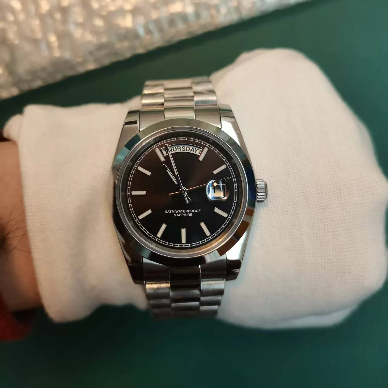 Sapphire Glass Stainless Steel Oyster Swimming 50M Waterproof Brandless Watch