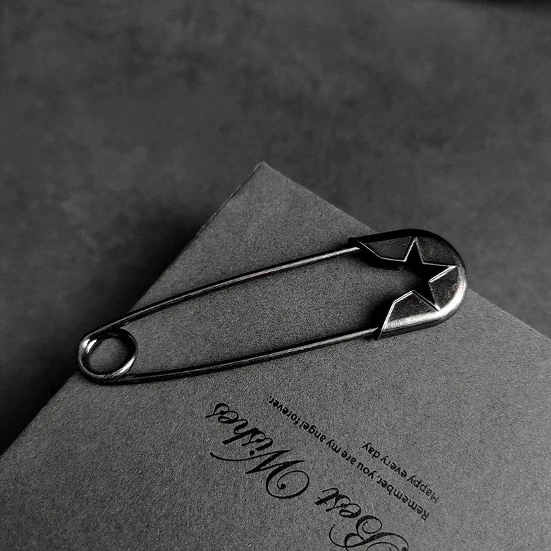 Large Star Safety Pins