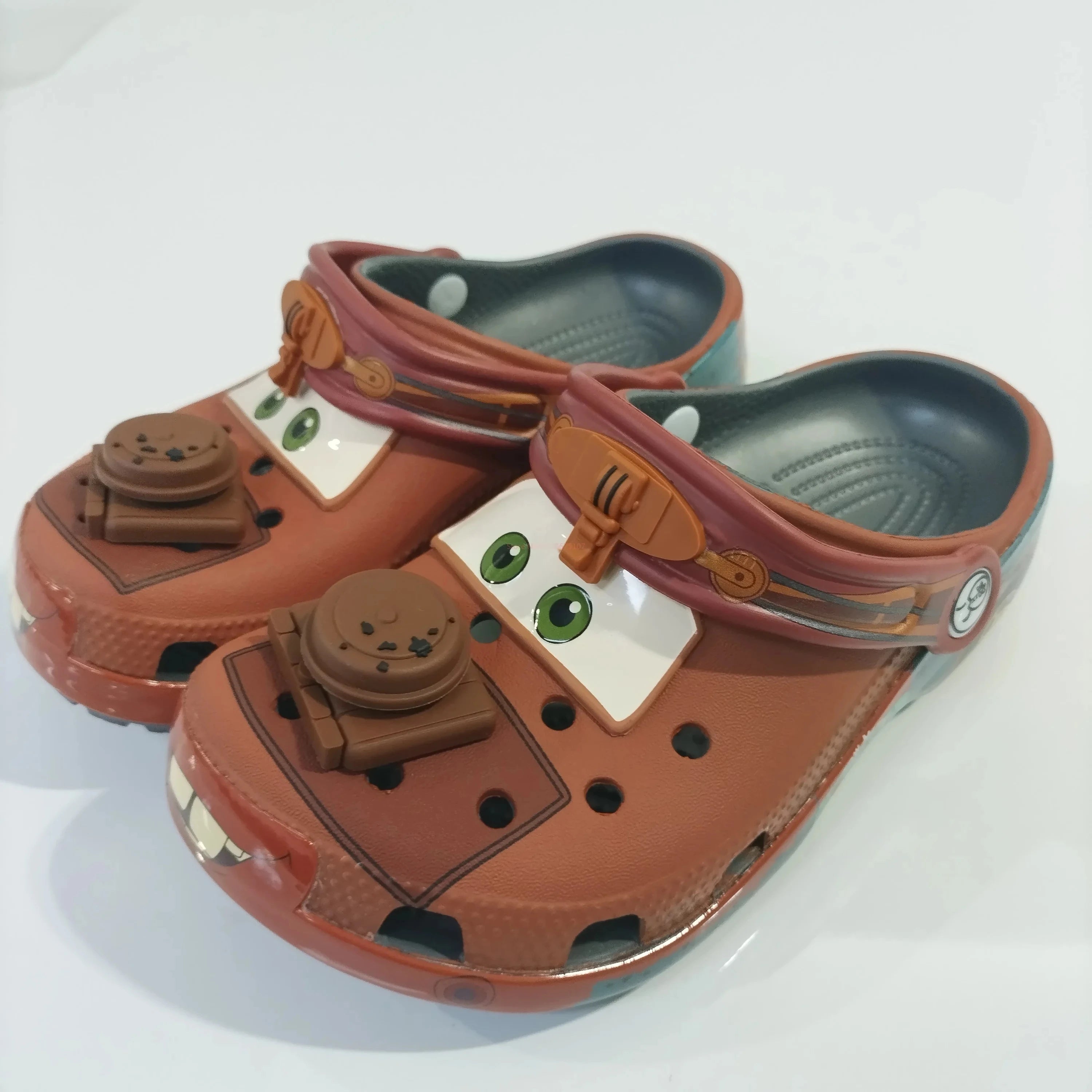 Mater Crocc Slippers