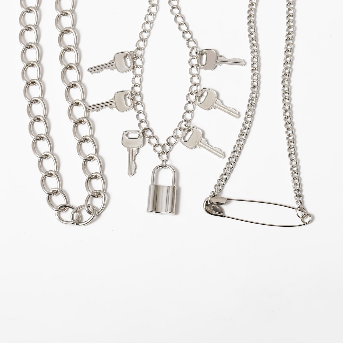 Grunge Chain Sets