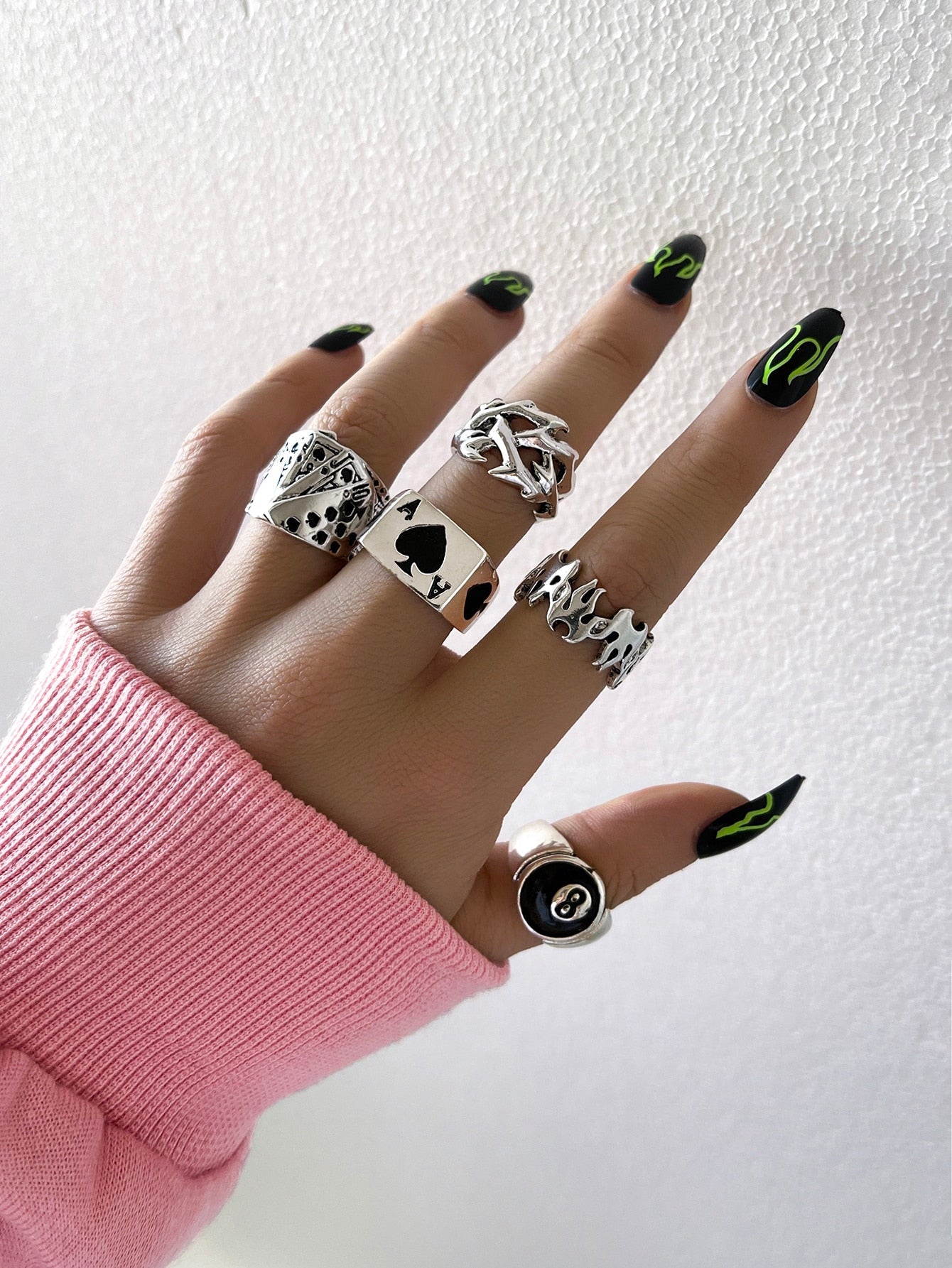 8 Ball Poker Ring Set