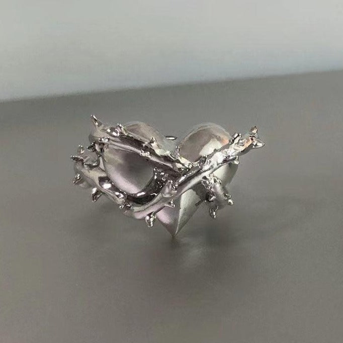 Throned Heart Ring
