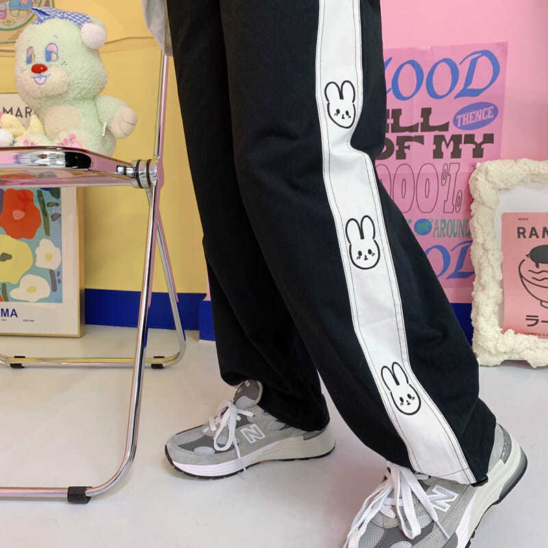 Wide Bunnie Trousers