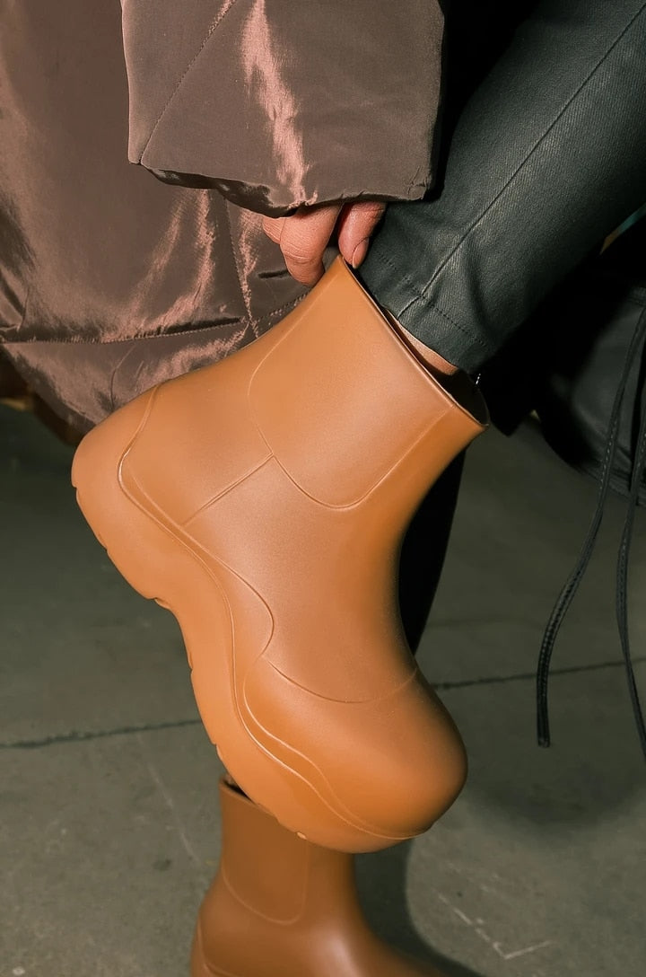 Platform Rainboots