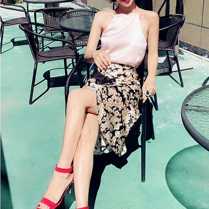 High Waisted Leopard Midi Skirt
